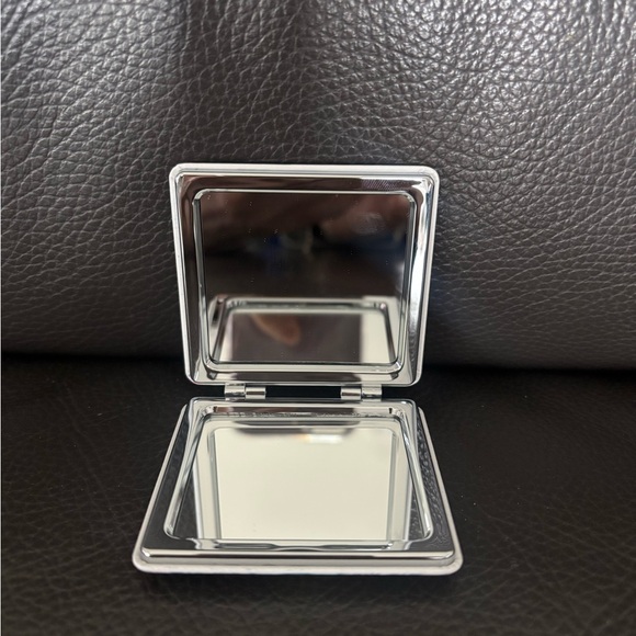 Handcrafted Rhinestone Multicolor Mandala Design Compact Mirror - Picture 6 of 6